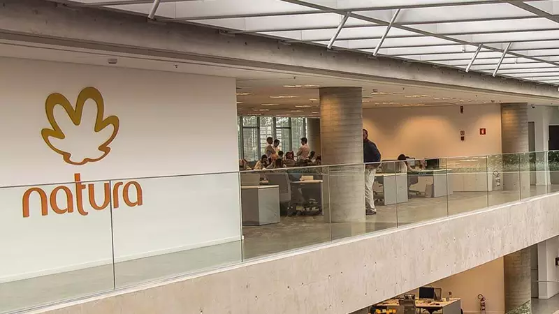 Natura finaliza venda da Avon na Rússia após prejuízo de R$ 119 mi