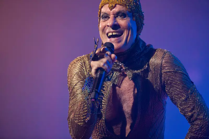 Ney Matogrosso reduz ingressos após críticas na COP30