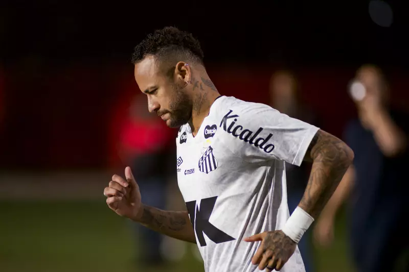 Neymar sofre nova lesão no joelho e Copa de 2026 fica em risco