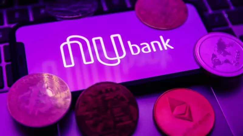 Nubank demite 14 funcionários após críticas ao fim do home office