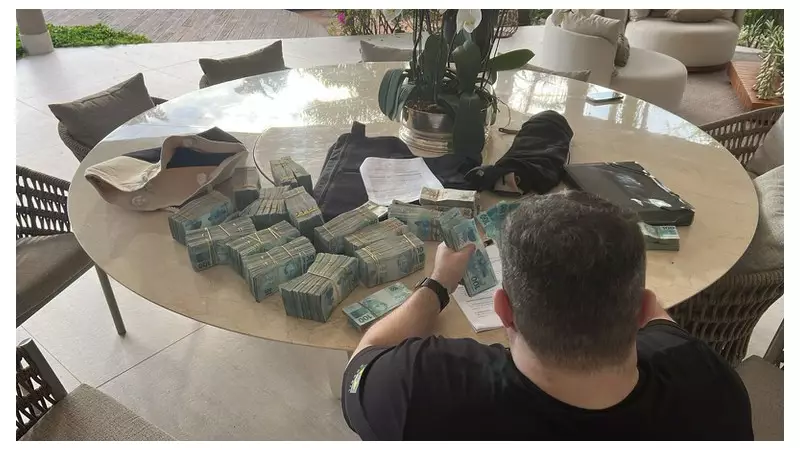 Operação apreende R$ 230 milhões em bens de luxo de Daniel Vorcaro