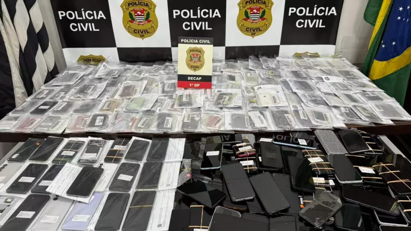 Operação Big Mobile prende 36 e apreende 10,8 mil celulares em SP