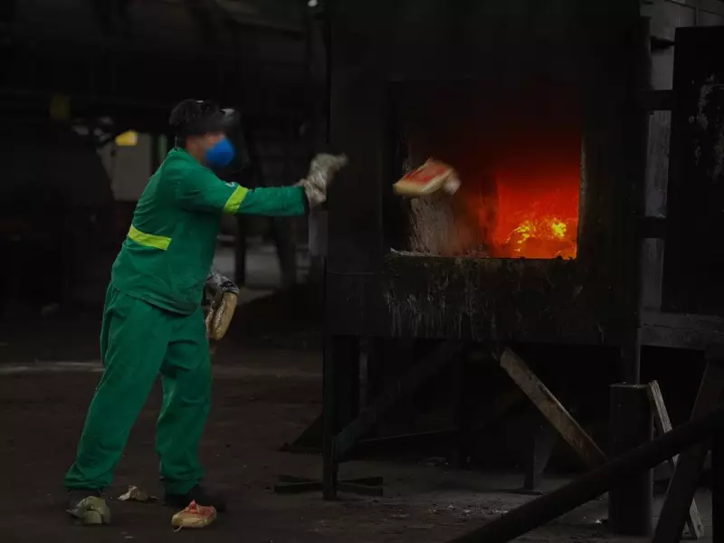 PC-AM incinera 4 toneladas de drogas apreendidas em 2025