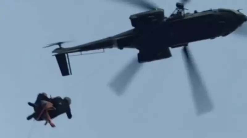 Pescador resgatado após passar mal com carne de porco em alto mar