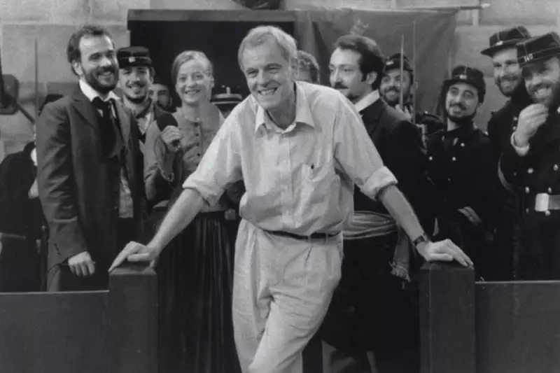 Peter Watkins, Diretor Revolucionário de 'O Jogo da Guerra', Morre aos 90 Anos