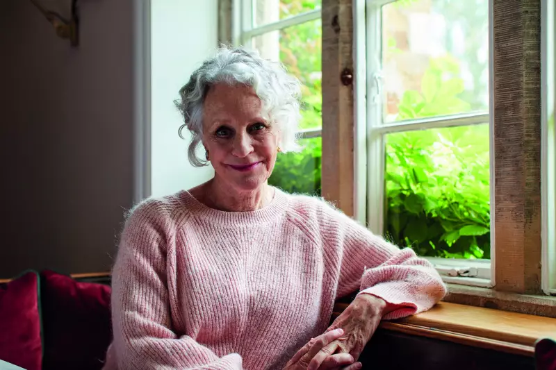 Philippa Gregory lança 'À Sombra dos Bolena' no Brasil