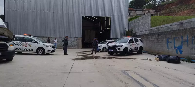 Policia recupera caminhão com R$ 1 milhão em carne roubado em Arujá - Operação bem-sucedida