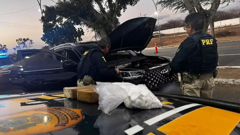 PRF prende homem com drogas, documentos falsos e carro adulterado na BR-226 no RN