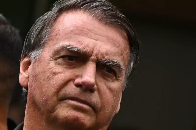 Prisão domiciliar de Bolsonaro: fraqueza na defesa humanitária