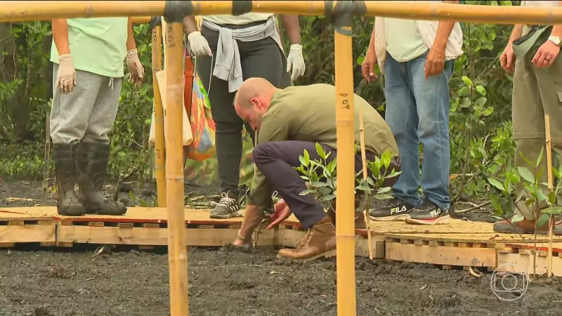 Príncipe William mergulha em projetos ambientais na Baía de Guanabara durante visita ao Rio