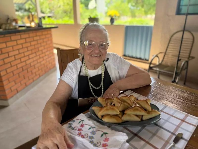 Receita de esfiha de carne: tradição libanesa há 60 anos