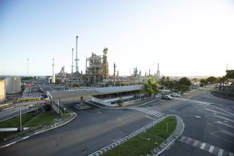 Refinarias pedem a Lula manter nova regra do petróleo no Congresso