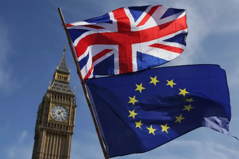 Reino Unido impõe regras de asilo mais duras da Europa com processo de 20 anos