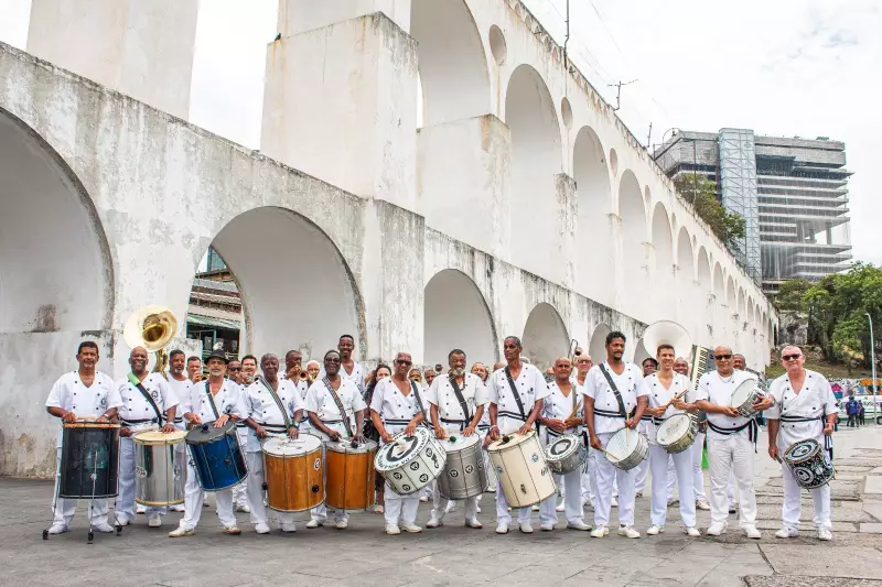 Roberto Carlos no Jockey, Feijoada do Cordão e Teatro: O Guia Completo do Rio neste Final de Semana