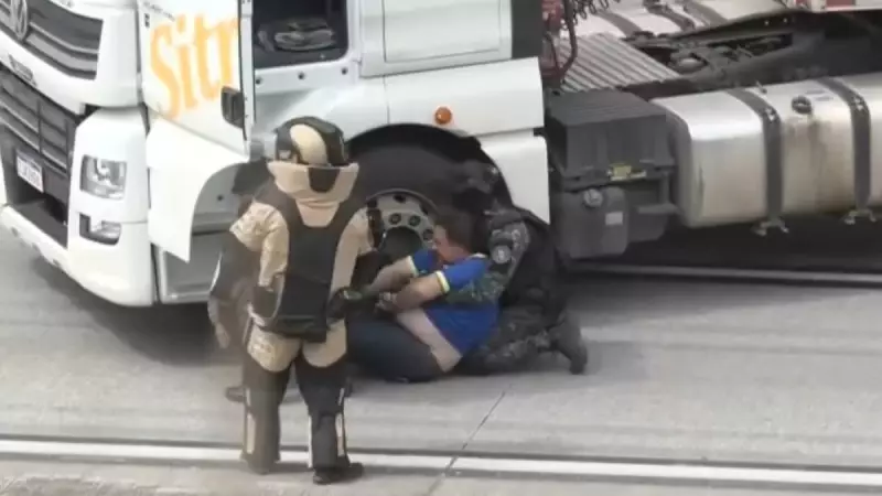 Rodoanel tem tráfego interrompido após ameaça de bomba em SP