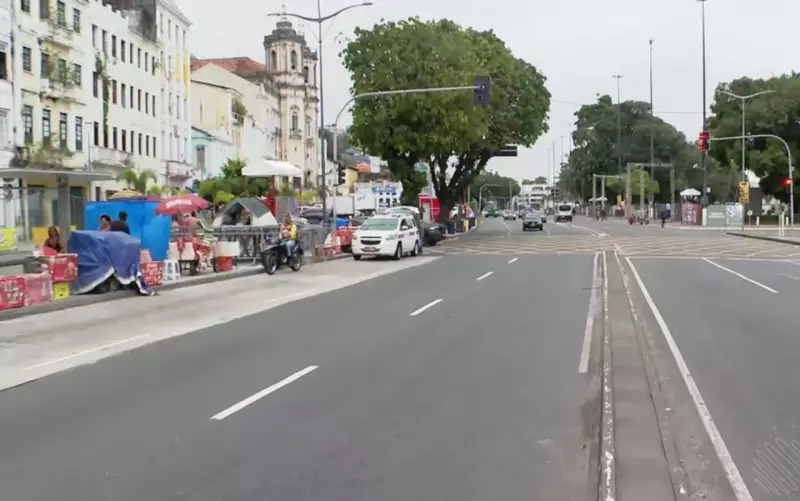 Show de Léo Santana em Salvador altera trânsito no Comércio nesta quinta