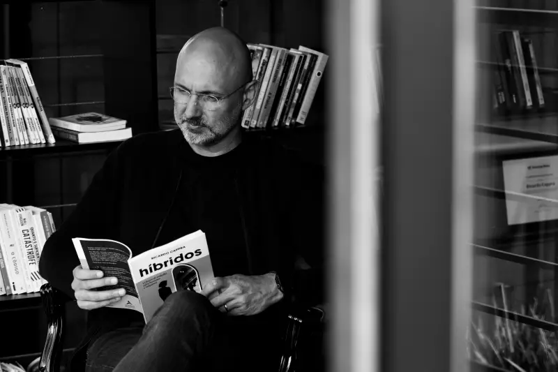 Síndrome de Frankenstein na IA: Como o medo da tecnologia redefine o humano