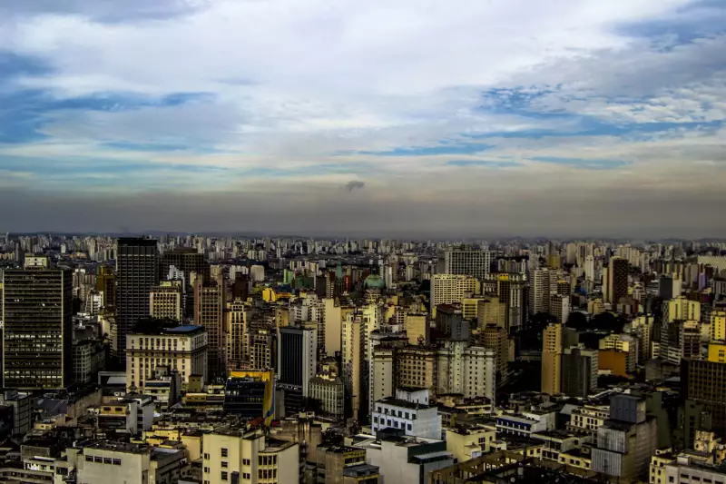 São Paulo terá mudança radical no tempo: previsão indica chegada de frente fria com chuva e queda de temperatura