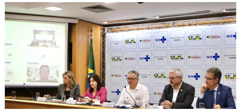 SUS anuncia 14 UTIs inteligentes e rede com IA em 13 estados