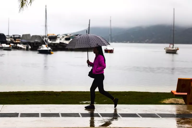 Temporal em SC: risco de raios, granizo e alagamentos no fim de semana