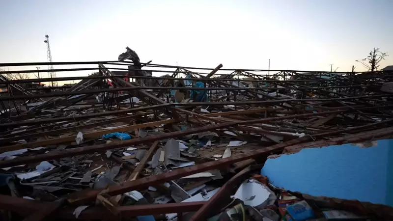 Tornado F3 destrói escolas no PR: 1.940 alunos sem aulas em Rio Bonito do Iguaçu