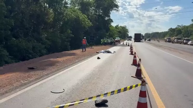 Trabalhador de 63 anos morre atropelado por caminhão na BR-070