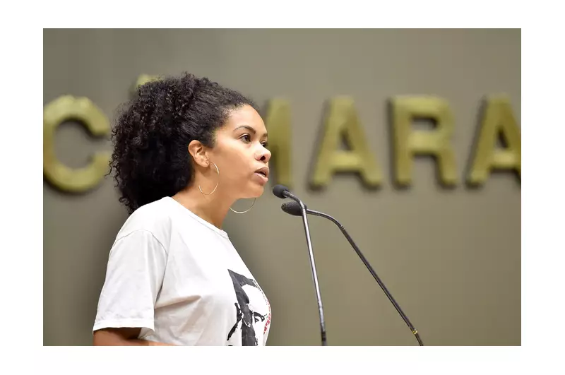 Vereadora do PSOL gera polêmica ao chamar traficantes de 'trabalhadores megaexplorados' em vídeo