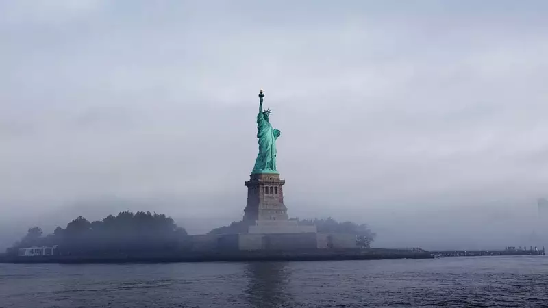 Visto H-1B para EUA sobe para US$ 100 mil e afeta brasileiros de TI