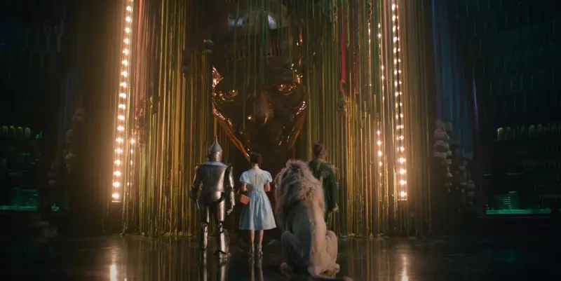 Wicked: Parte 2 brilha sem Ariana Grande e conquista fãs brasileiros com Cynthia Erivo e Jonathan Bailey