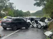 Acidente na SP-123 deixa 3 feridos em Pindamonhangaba