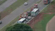 Acidente paralisa trânsito no Setor Policial Sul e EPTG em Brasília; motoristas enfrentam lentidão
