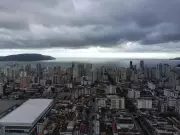 Alerta meteorológico: chuva forte, vento e granizo de 23 a 25 no litoral de SP