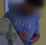 Cantor injeta veneno em água da ex-esposa sob medida protetiva