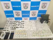 Dupla presa com drogas em Volta Redonda após cerco policial