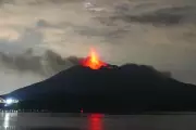 Erupção do Sakurajima atinge 4,4 km e cancela 30 voos no Japão