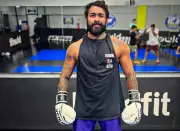 Ex-lutador do UFC Godofredo Pepey é encontrado morto em prisão nos EUA