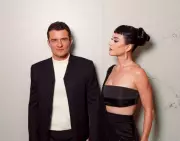 Fãs criticam Orlando Bloom por foto com atriz fantasiada de Katy Perry