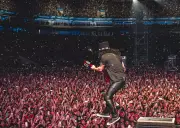 Guns N' Roses em Cuiabá: Pesquisa Revela que Maioria do Público Era de Mato-grossenses