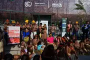 Indígenas bloqueiam entrada da COP30 em protesto por Amazônia