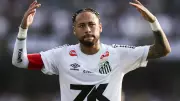 Neymar joga com lesão no Juventude x Santos pelo Brasileirão