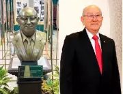 Pastor de 90 anos ganha busto em praça e gera polêmica entre evangélicos