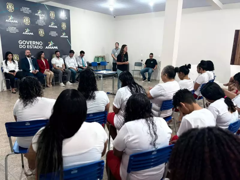 130 presas celebram Natal com poesia e música em penitenciária do Amapá
