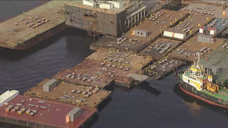 19 balsas de fogos de Copacabana passam por vistoria para o Réveillon 2026