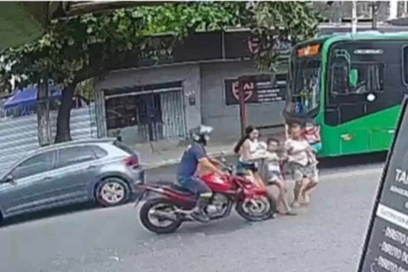 Acidente com moto atropela seis pessoas em Camaragibe, incluindo crianças