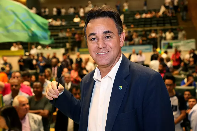 Adilson Barroso assume vaga de Zambelli na Câmara: conheça o histórico do novo deputado