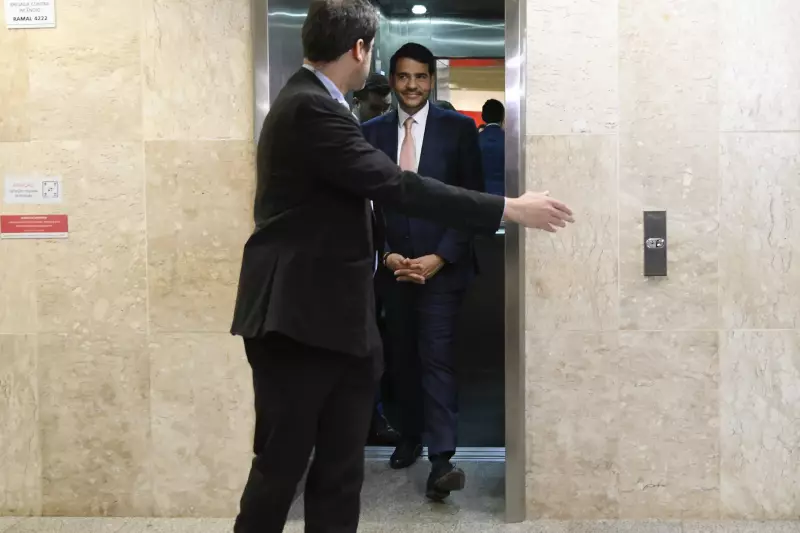 AGU de Messias age contra liminar de Gilmar Mendes sobre impeachment