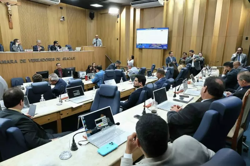 Aracaju aprova reajuste salarial para servidores da saúde e meio ambiente