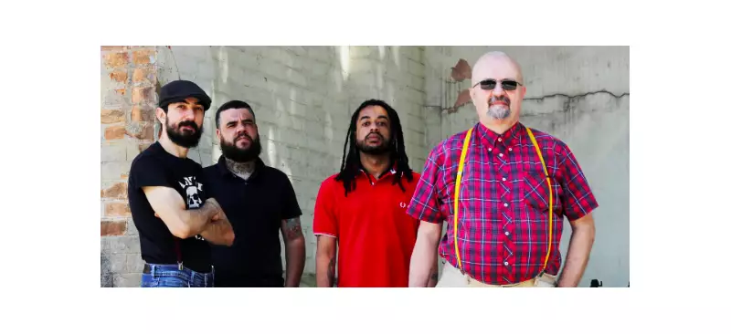 Banda punk investigada por música de 40 anos atrás em caso de censura