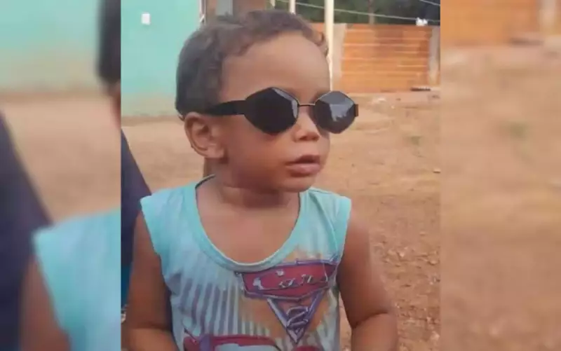 Bebê de 2 anos morre após foguete entrar em carro em Goiás