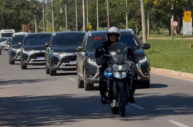 Bolsonaro é internado para cirurgia de hérnia sob forte esquema de segurança da PF